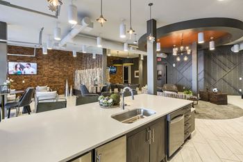 Community Kitchen at Colorado Springs Apartment Home Near Progressive Insurance